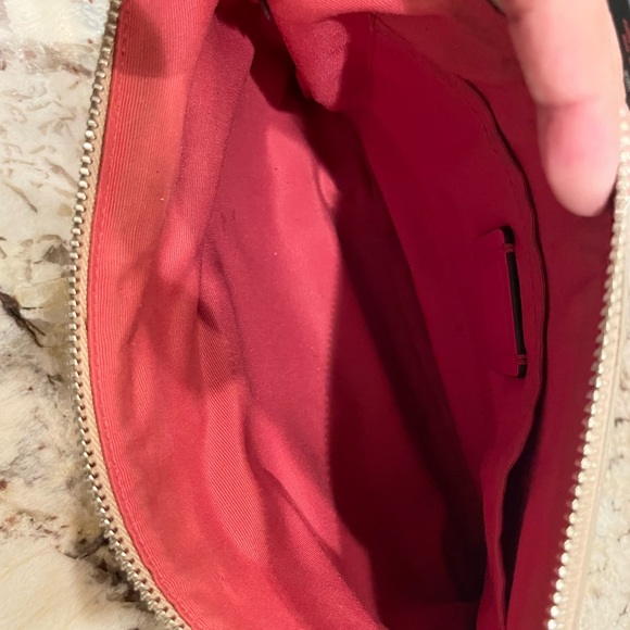 COACH East West Pop Crossbody in Strawberry and Light Khaki - Picture 4 of 9